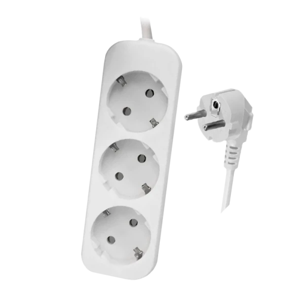 Удлинитель Defender E330 3р.С/З 10A 3.0м ПВС 3x1мм² белый (1/30)