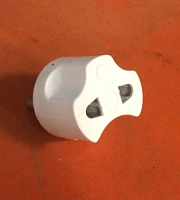 Сетевой переходник Без бренда "Треугольник" 1р.Б/З черный