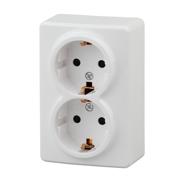 Розетка ЭРА 11-2206-01 2гн. С/З со шторкой белый (1/12/120)